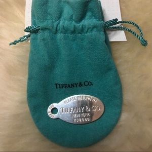 Tiffany & Co sterling silver RTT oval charm large